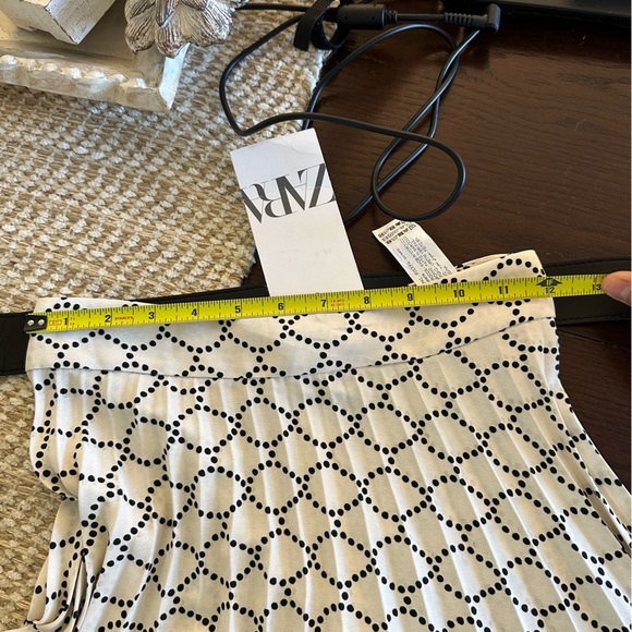ZARA SKIRT MIDI. Size XS. - Picture 5 of 5